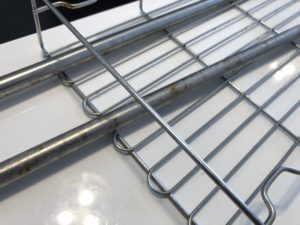 汚れたキッチンラック